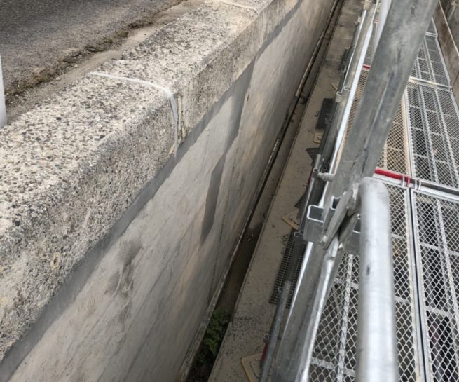 S市コンクリート補修工事 カップ掛け完了 三島建設株式会社