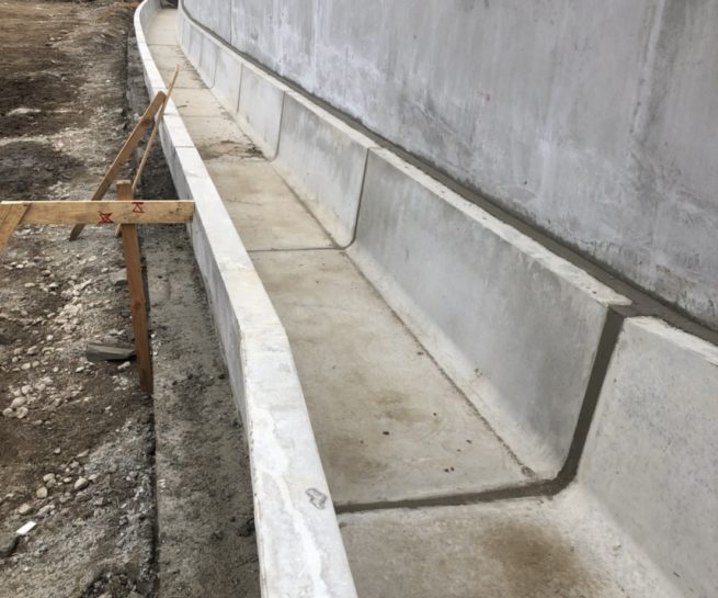 I町 U字フリューム据付工事 三島建設株式会社