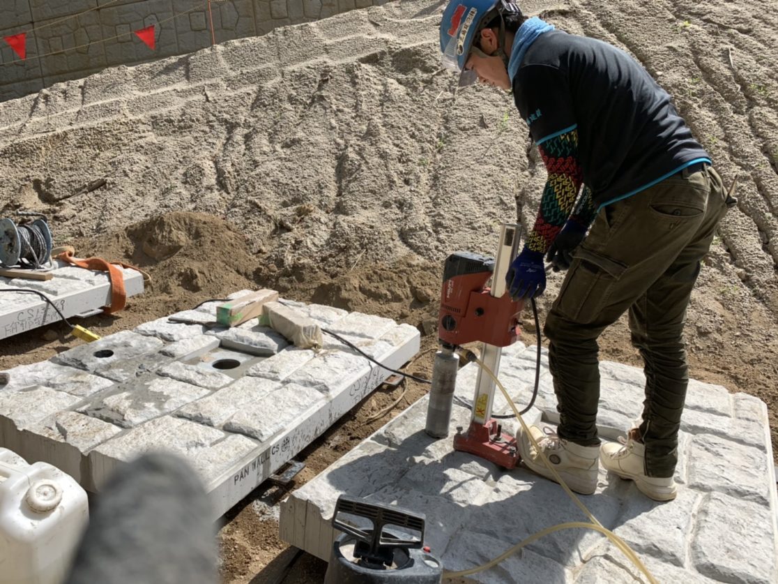 S変電所 補強土壁工事 パネル設置・運搬・コア抜き 三島建設株式会社