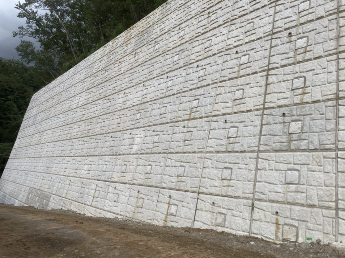 S変電所 補強土壁工事（完成） 三島建設株式会社