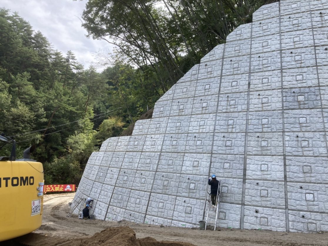 S変電所 補強土壁工事（完成） 三島建設株式会社