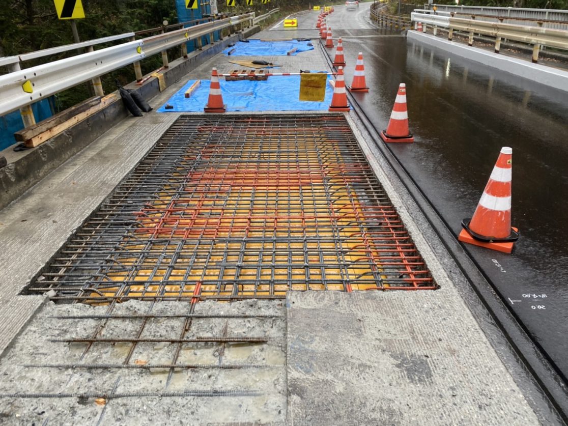 T橋 橋梁補修工事（断面修復工）斫り 三島建設株式会社