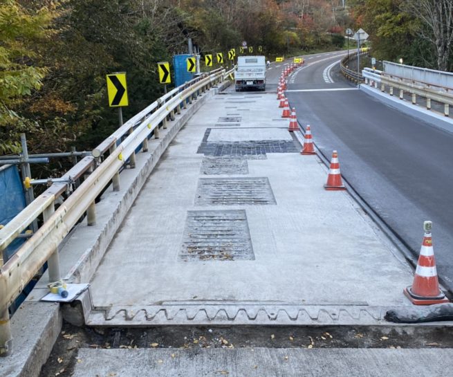 T橋 橋梁補修工事（断面修復工）斫り 三島建設株式会社