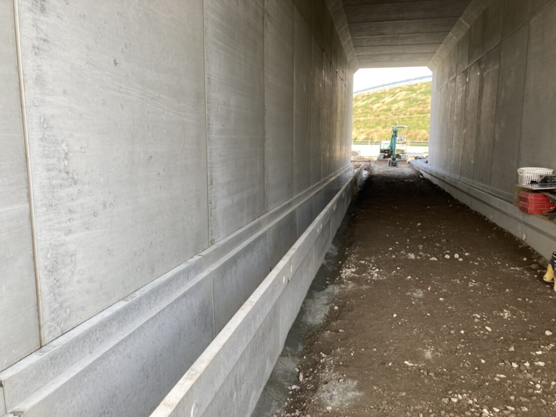 T道 土木工事 水路据付 三島建設株式会社