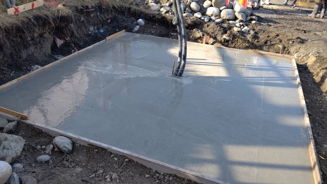 M橋 土木工事 床掘砕石・型枠・打設 三島建設株式会社