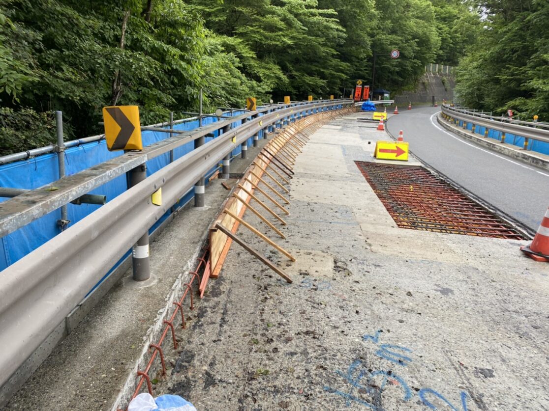 H村 橋 斫り工事 型枠 三島建設株式会社