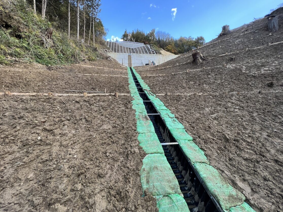 T村 土木工事 掘削と法面 三島建設株式会社